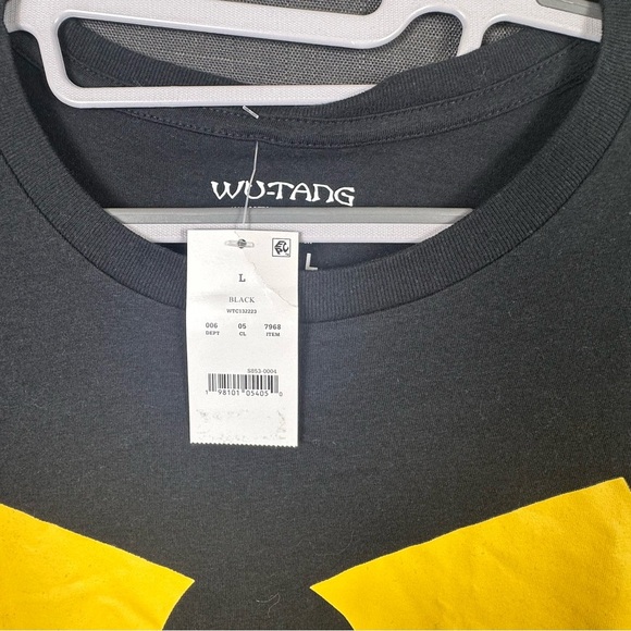 Wu-Tang Clan Black and Yellow Short Sleeve Tee - Picture 4 of 5